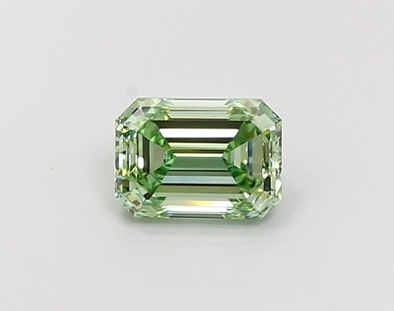 Loose Diamond - EMERALD 1.08ct Fancy Intense Green VS1: Loose Diamond - EMERALD 1.08ct Fancy Intense Green VS1 Source: This is a real non-mined Diamond that has been grown in a lab Shape: EMERALD Carats: 1.08 Color: Fancy Intense Green Certification: IGI V