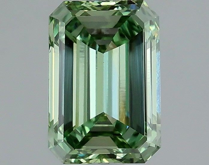 Loose Diamond - EMERALD 1.69ct Fancy Vivid Green VVS2: Loose Diamond - EMERALD 1.69ct Fancy Vivid Green VVS2 Source: This is a real non-mined Diamond that has been grown in a lab Shape: EMERALD Carats: 1.69 Color: Fancy Vivid Green Certification: IGI Vide