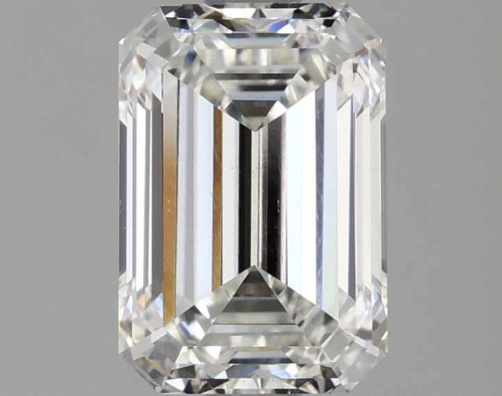 Loose Diamond - EMERALD 1.9ct E VS1: Loose Diamond - EMERALD 1.9ct E VS1 Source: This is a real non-mined Diamond that has been grown in a lab Shape: EMERALD Carats: 1.9 Color: E Clarity: VS1 Certification: IGI Video: