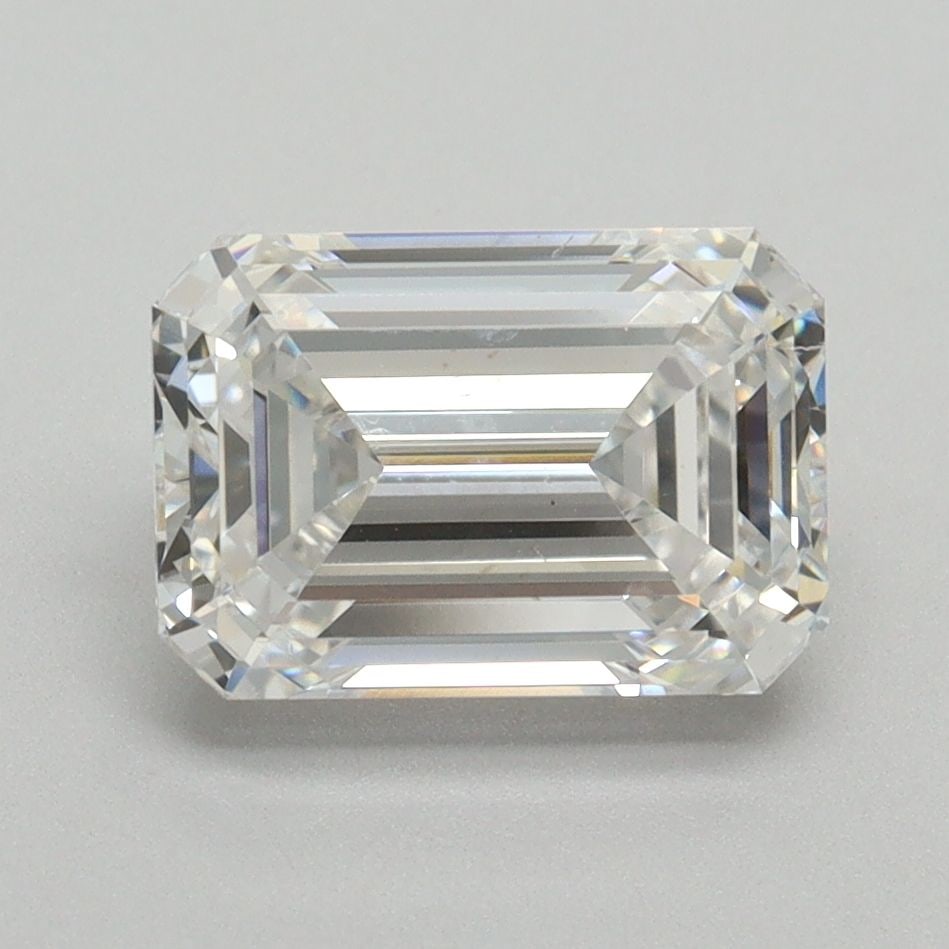 Loose Diamond - EMERALD 2.5ct E VS1: Loose Diamond - EMERALD 2.5ct E VS1 Source: This is a real non-mined Diamond that has been grown in a lab Shape: EMERALD Carats: 2.5 Color: E Clarity: VS1 Certification: NONE Video: