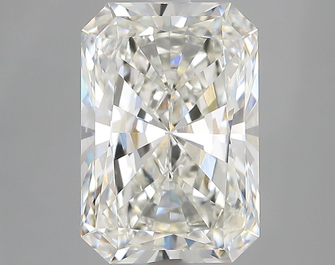 Loose Diamond - RADIANT 5.09ct G VVS2: Loose Diamond - RADIANT 5.09ct G VVS2 Source: This is a real non-mined Diamond that has been grown in a lab Shape: RADIANT Carats: 5.09 Color: G Clarity: VVS2 Certification: IGI Video: