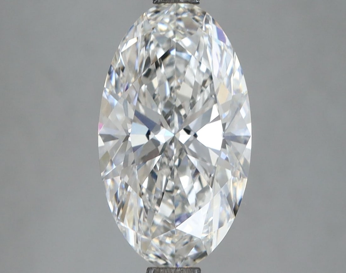 Loose Diamond - OVAL 2.83ct D VVS2: Loose Diamond - OVAL 2.83ct D VVS2 Source: This is a real non-mined Diamond that has been grown in a lab Shape: OVAL Carats: 2.83 Color: D Clarity: VVS2 Certification: IGI Video: