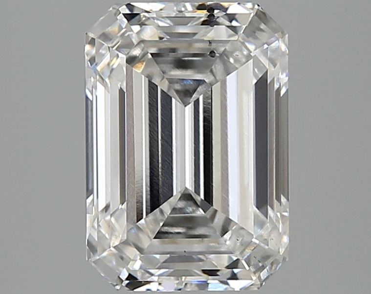 Loose Diamond - EMERALD 3.01ct E SI1: Loose Diamond - EMERALD 3.01ct E SI1 Source: This is a real non-mined Diamond that has been grown in a lab Shape: EMERALD Carats: 3.01 Color: E Clarity: SI1 Certification: IGI Video:
