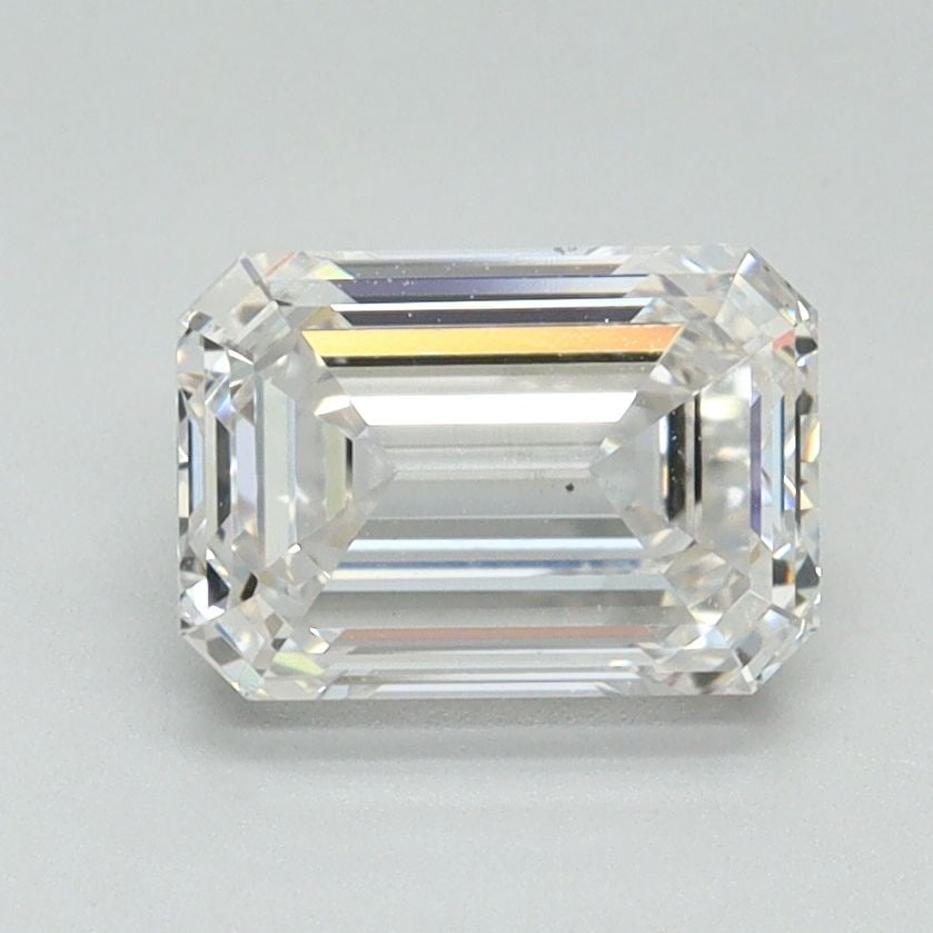 Loose Diamond - EMERALD 1.64ct E VS2: Loose Diamond - EMERALD 1.64ct E VS2 Source: This is a real non-mined Diamond that has been grown in a lab Shape: EMERALD Carats: 1.64 Color: E Clarity: VS2 Certification: NONE Video: