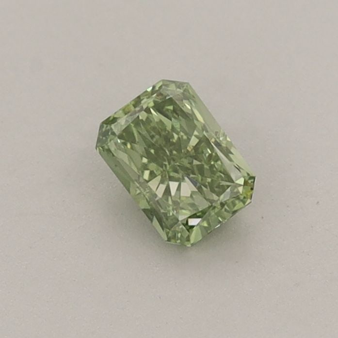 Loose Diamond - RADIANT 0.33ct Fancy Vivid Green VS1: Loose Diamond - RADIANT 0.33ct Fancy Vivid Green VS1 Source: This is a real non-mined Diamond that has been grown in a lab Shape: RADIANT Carats: 0.33 Color: Fancy Vivid Green Certification: IGI