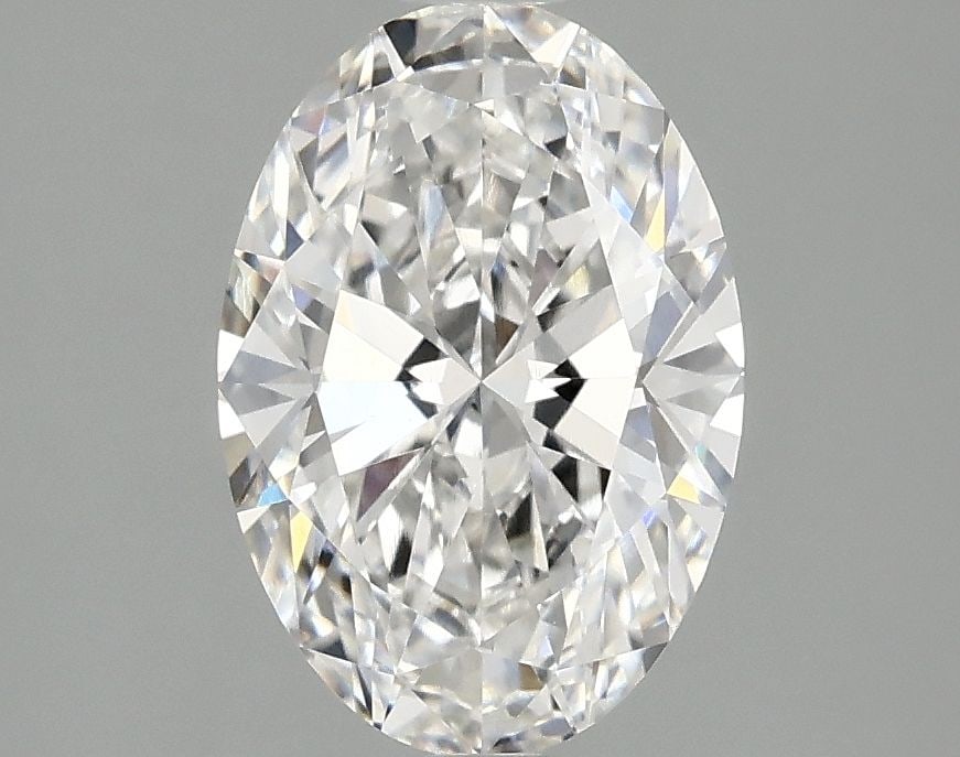Loose Diamond - OVAL 1.84ct E VS2: Loose Diamond - OVAL 1.84ct E VS2 Source: This is a real non-mined Diamond that has been grown in a lab Shape: OVAL Carats: 1.84 Color: E Clarity: VS2 Certification: IGI Video: Video Link Additional