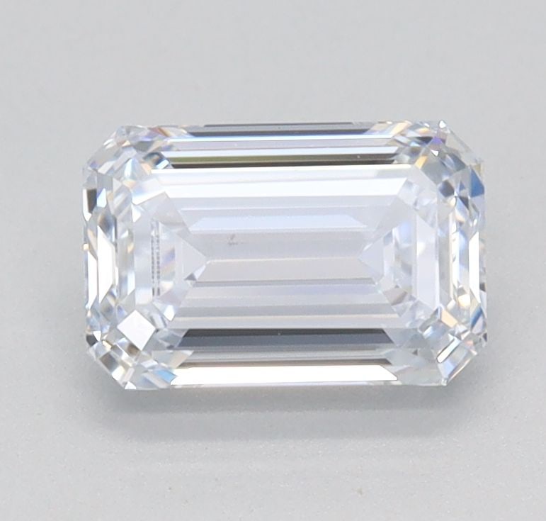 Loose Diamond - EMERALD 0.9ct F VVS2: Loose Diamond - EMERALD 0.9ct F VVS2 Source: This is a real non-mined Diamond that has been grown in a lab Shape: EMERALD Carats: 0.9 Color: F Clarity: VVS2 Certification: IGI Video: