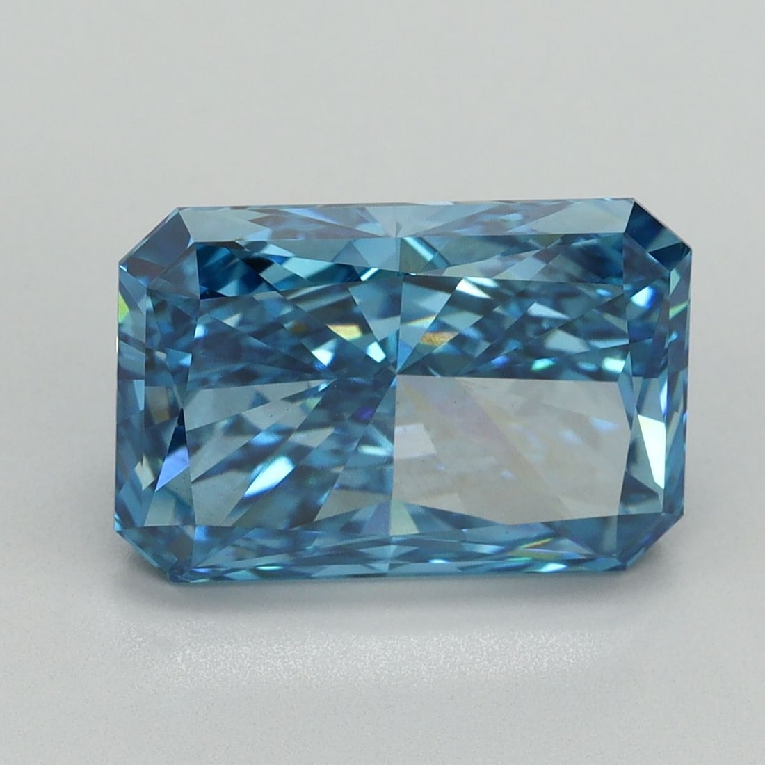 Loose Diamond - RADIANT 5.07ct Fancy Vivid Blue VS1 (1 of 1)