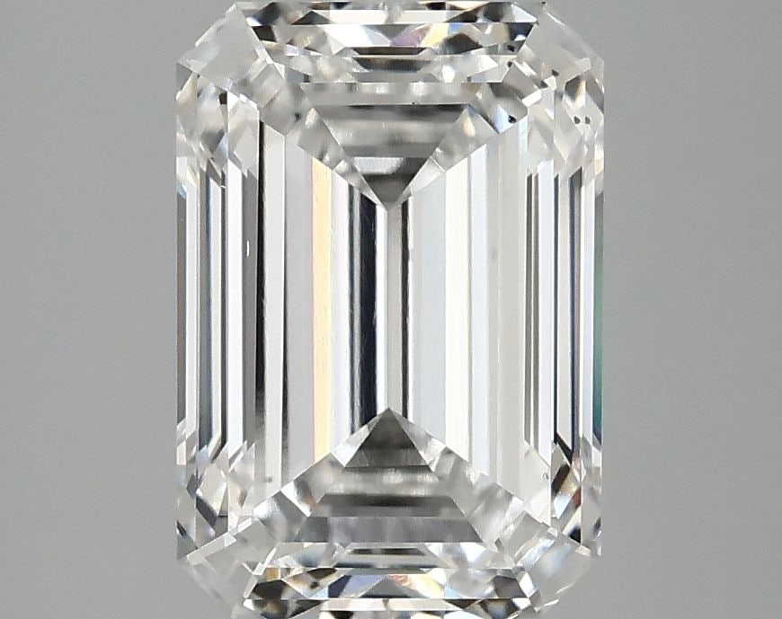 Loose Diamond - EMERALD 3.5ct E VS2: Loose Diamond - EMERALD 3.5ct E VS2 Source: This is a real non-mined Diamond that has been grown in a lab Shape: EMERALD Carats: 3.5 Color: E Clarity: VS2 Certification: IGI Video: Video Link