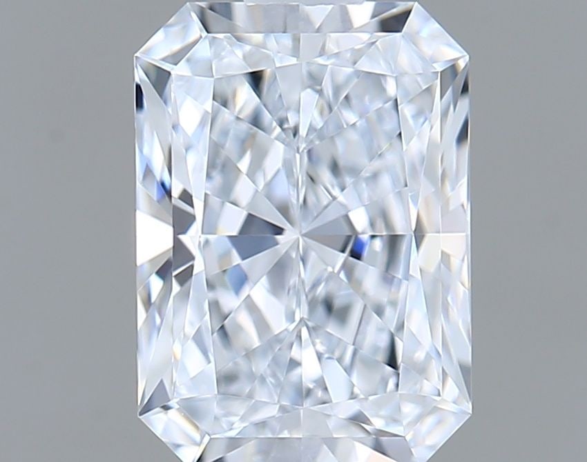 Loose Diamond - RADIANT 1.05ct E VVS1: Loose Diamond - RADIANT 1.05ct E VVS1 Source: This is a real non-mined Diamond that has been grown in a lab Shape: RADIANT Carats: 1.05 Color: E Clarity: VVS1 Certification: IGI Video: Video Link