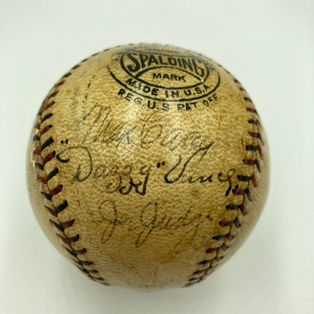 1929 Multi Signed Baseball Dazzy Vance Max Carey JSA COA: 1929 Multi Signed Baseball Dazzy Vance Max Carey JSA COA This is an original multi-signed Official National League baseball from the 1929 season, featuring the Brooklyn Robins (Dodgers) and Washington