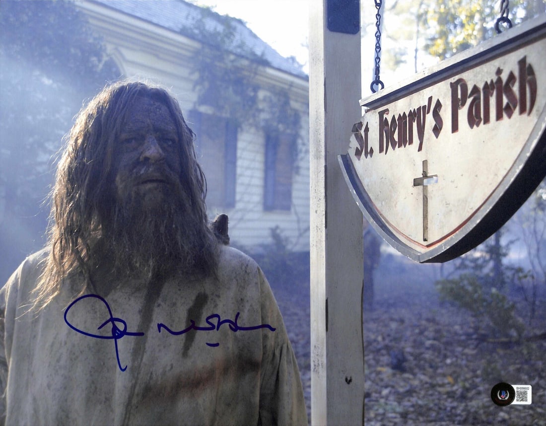 John Noble Signed 11x14 Fringe Photo Beckett Certified: John Noble Signed 11x14 Fringe Photo Beckett Certified This is an autographed 11x14 photograph of John Noble, known for his role as "Walter Bishop" in the acclaimed series Fringe. The photograph featu