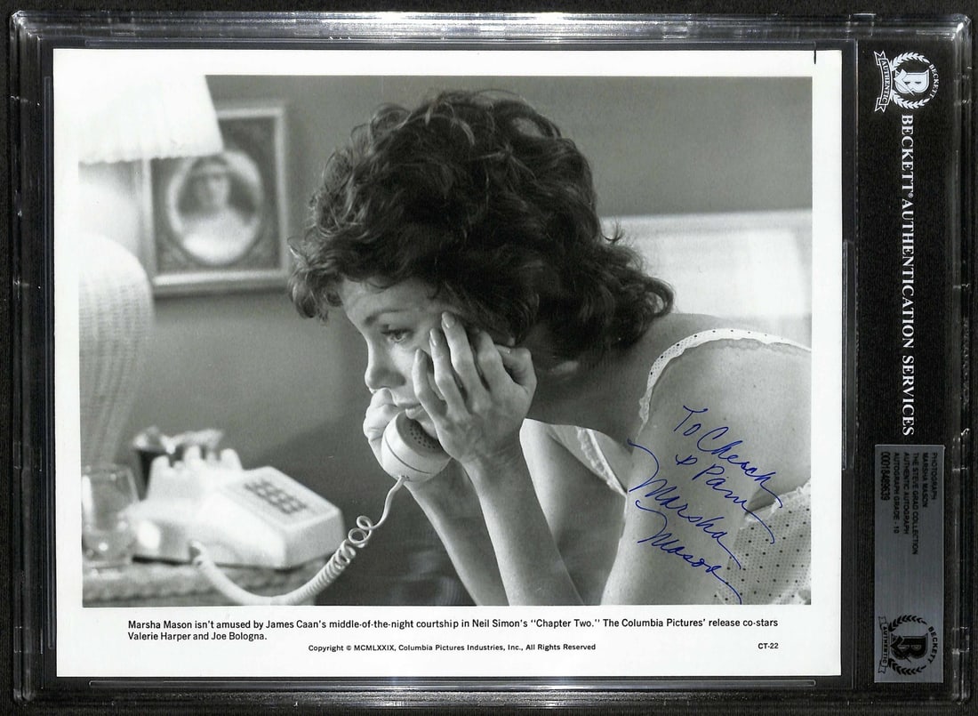 Marsha Mason Signed 8x10 Chapter Two Still Auto Grade 10 Beckett: Marsha Mason Signed 8x10 Chapter Two Still Auto Grade 10 Beckett This exquisite 8x10 black-and-white movie still photograph features the bold blue ink signature of acclaimed actress Marsha Mason, auth