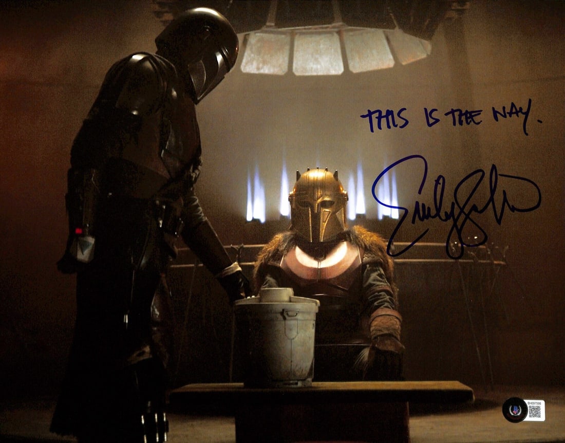 Emily Swallow Signed Star Wars Mandalorian 11x14 Photo Beckett Certified: Emily Swallow Signed Star Wars Mandalorian 11x14 Photo Beckett Certified This striking 11x14 photograph features Emily Swallow, known for her role as The Armorer in the Star Wars series The Mandaloria