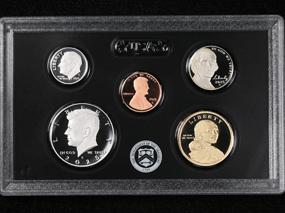 10 Piece 2025 Silver Proof Coin Set With OGP and COA Ultra Cameo (1 of 5)
