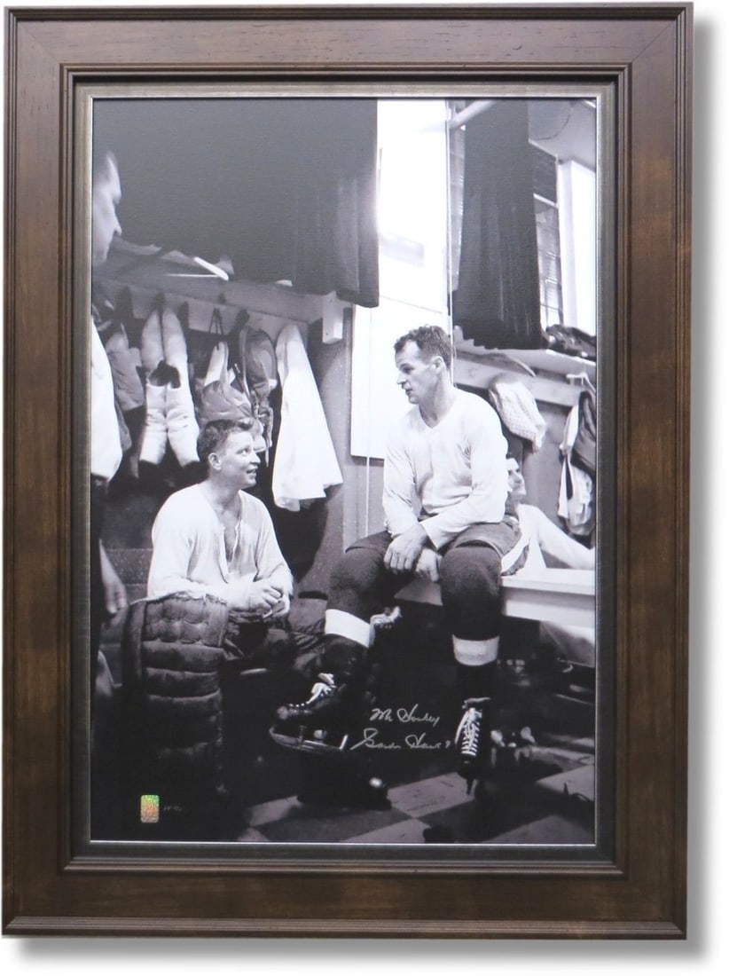 Gordie Howe Signed 29x39 Framed Canvas Locker Room Proof 3/3: Gordie Howe Signed 29x39 Framed Canvas Locker Room Proof 3/3 Celebrate the legendary Gordie Howe with this stunning framed canvas photo, measuring 29 x 39 inches. This original piece captures a rare m