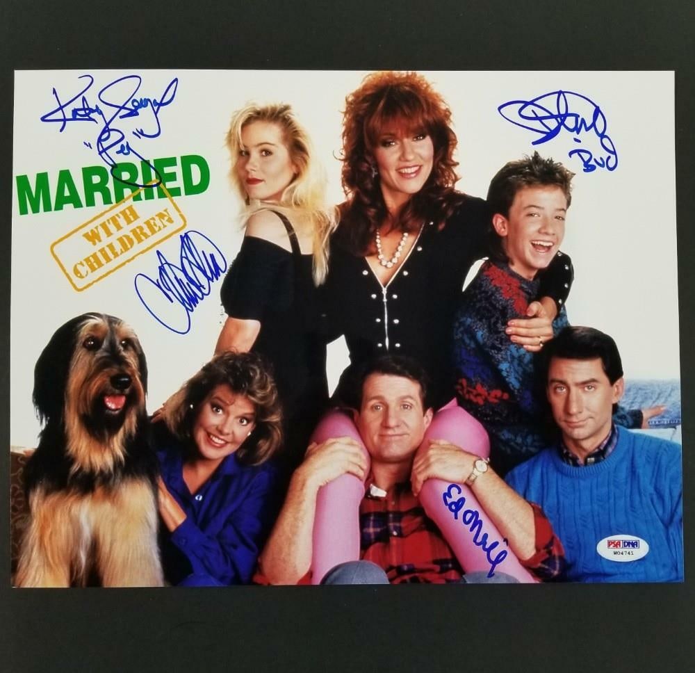 10x13 Signed Married With Children Cast Photo PSA DNA Authenticated: 10x13 Signed Married With Children Cast Photo PSA DNA Authenticated This is an original 10x13 inch photograph signed by the cast members Ed O'Neill, Katey Sagal, and Christina Applegate from the telev