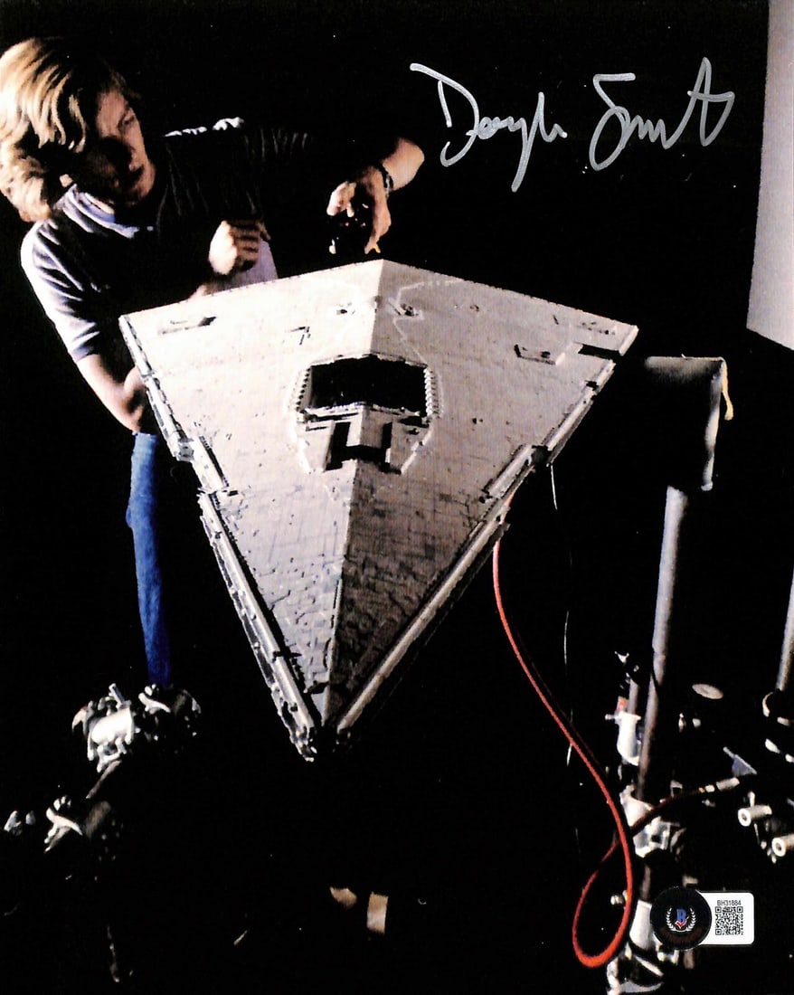 Star Wars 8x10 Photo Signed by Douglas Smith with Beckett Authentication: Star Wars 8x10 Photo Signed by Douglas Smith with Beckett Authentication This is an autographed 8x10 photograph signed by Douglas Smith, who served as the Assistant Cameraman for the movie Star Wars.