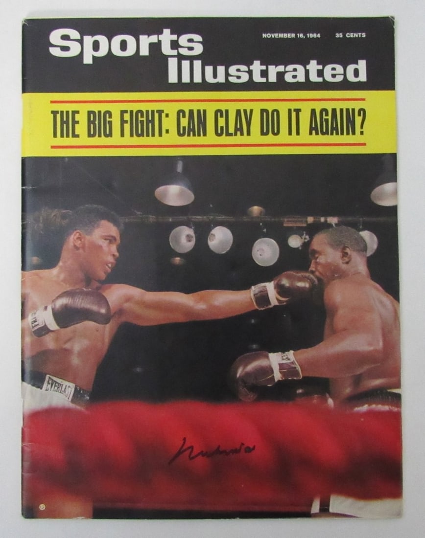 1964 Sports Illustrated Magazine Signed by Muhammad Ali PSA DNA Authenticated: 1964 Sports Illustrated Magazine Signed by Muhammad Ali PSA DNA Authenticated This is an original November 16, 1964 issue of Sports Illustrated magazine featuring the Cassius Clay vs. Sonny Liston fig