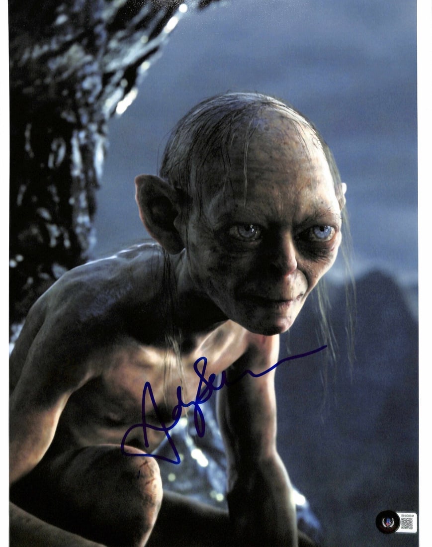 11x14 Photo Autographed by Andy Serkis as Gollum Beckett Authenticated: 11x14 Photo Autographed by Andy Serkis as Gollum Beckett Authenticated This is an original 11x14 photograph signed by Andy Serkis, who portrayed "Gollum" in the Lord of the Rings movie series. The aut