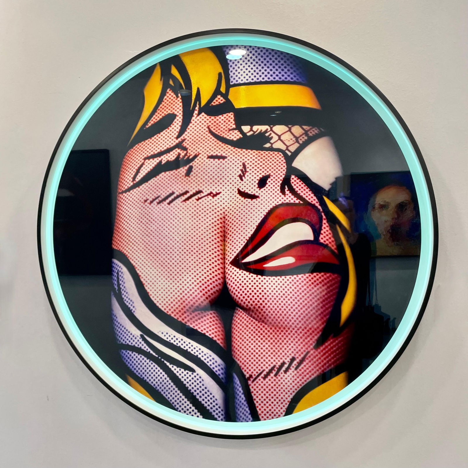 Giuliano Bekor Modernismo M32 LED Photography 50x50 Edition 1 of 6: Giuliano Bekor Modernismo M32 LED Photography 50x50 Edition 1 of 6 Experience the vibrant essence of Pop Art with "Modernismo M32 LED," a captivating photography piece by renowned artist Giuliano Beko