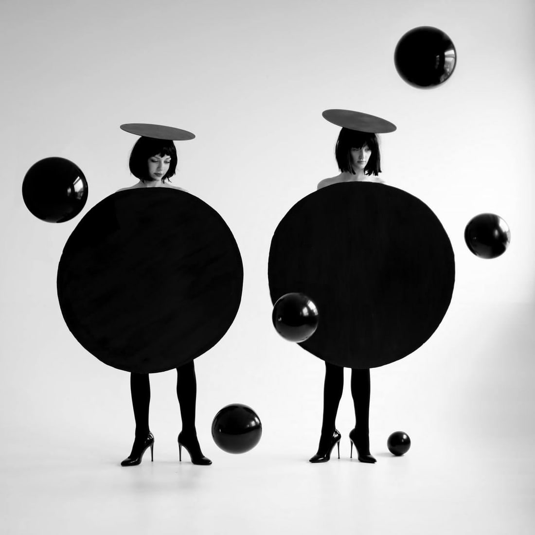 Olha Stepanian Bubbles Black and White Photo Edition of 15 24x24: Olha Stepanian Bubbles Black and White Photo Edition of 15 24x24 "Bubbles" is a captivating black and white photography piece by Olha Stepanian, created in 2023. Measuring 24" x 24" (60.96 cm x 60.96