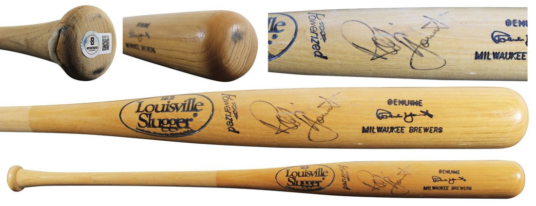 Robin Yount Autographed Louisville Slugger Bat Beckett Authenticated Brewers: Robin Yount Autographed Louisville Slugger Bat Beckett Authenticated Brewers This is an original Louisville Slugger player model baseball bat personally signed by Robin Yount of the Milwaukee Brewers.