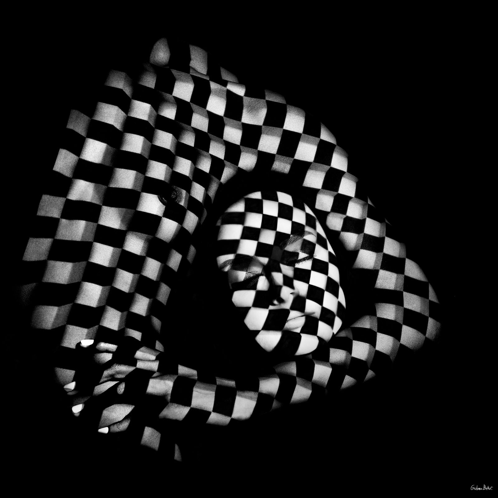 Giuliano Bekor Modernismo M110 Pop Art 24x24 Limited Edition Photography: Giuliano Bekor Modernismo M110 Pop Art 24x24 Limited Edition Photography "Modernismo M110" is a striking piece of Pop Art photography by renowned artist Giuliano Bekor, created in 2012. This limited e