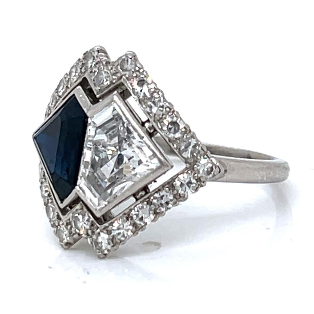 Art Deco Platinum Ring with 2.00 Ct Diamond and 2.25 Ct Sapphire (1 of 5)