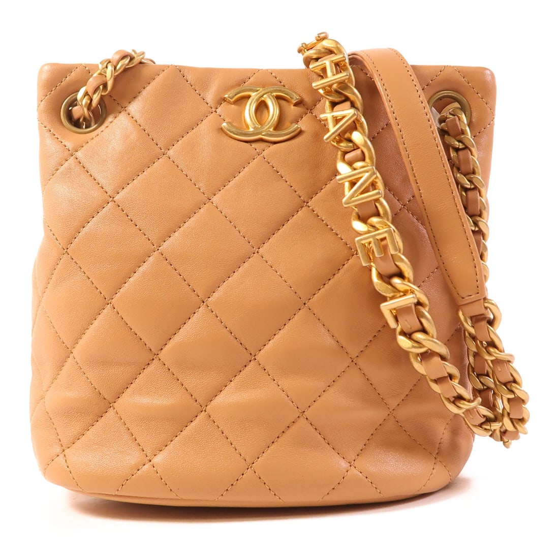 CHANEL CC GHW Brown Calfskin Bucket Shoulder Bag: CHANEL CC GHW Brown Calfskin Bucket Shoulder Bag This exquisite CHANEL CC Bucket Bag combines elegance and practicality, perfect for the modern woman. Crafted from luxurious calfskin leather in a rich