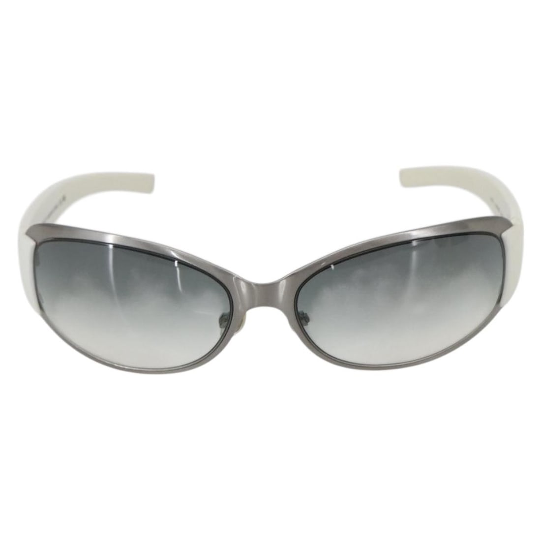 Metal Frame Chanel Women's White Logo CC Sunglasses: Metal Frame Chanel Women's White Logo CC Sunglasses These Chanel Logo CC sunglasses for women feature a white metal frame with the iconic Chanel logo. Made in Italy, they combine stylish design with d