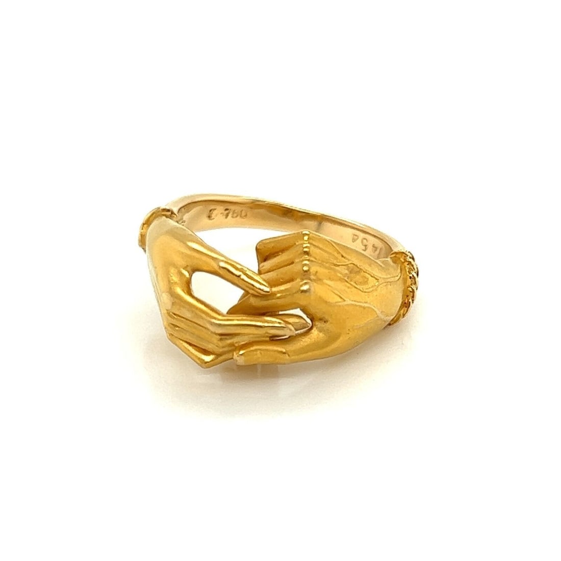 18k Yellow Gold Emerald Accent Hands Motif Ring by Carrera y Carrera Size 5.5: 18k Yellow Gold Emerald Accent Hands Motif Ring by Carrera y Carrera Size 5.5 This Carrera y Carrera ring is expertly crafted from 18k yellow gold and features an artistic design of a woman's hand gen