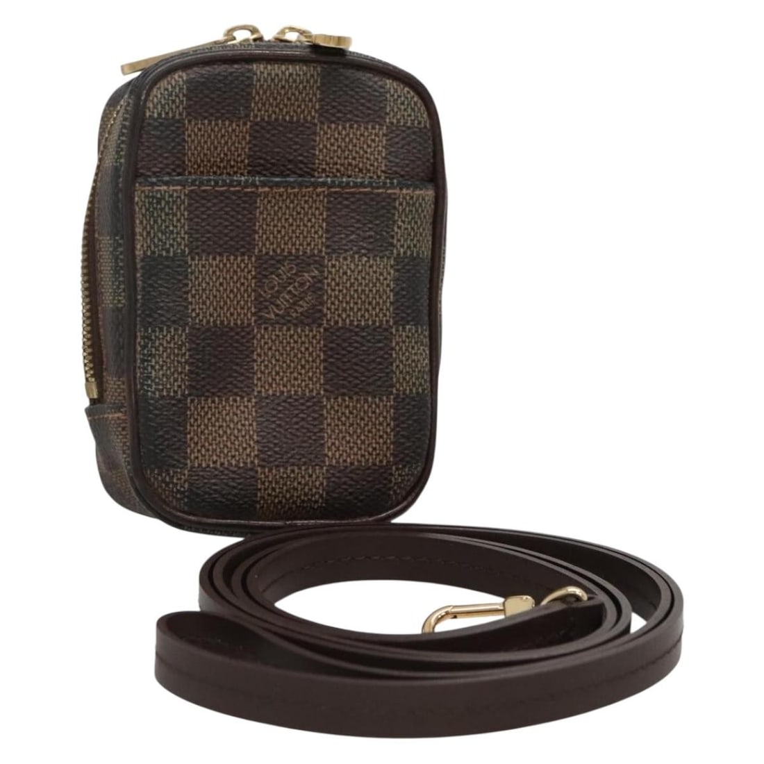 Louis Vuitton Damier Canvas Etui Okapi Camera Pouch: Louis Vuitton Damier Canvas Etui Okapi Camera Pouch This Louis Vuitton Etui Okapi Camera Case for women features the classic Damier canvas in brown. Designed with compact dimensions, it offers a struc