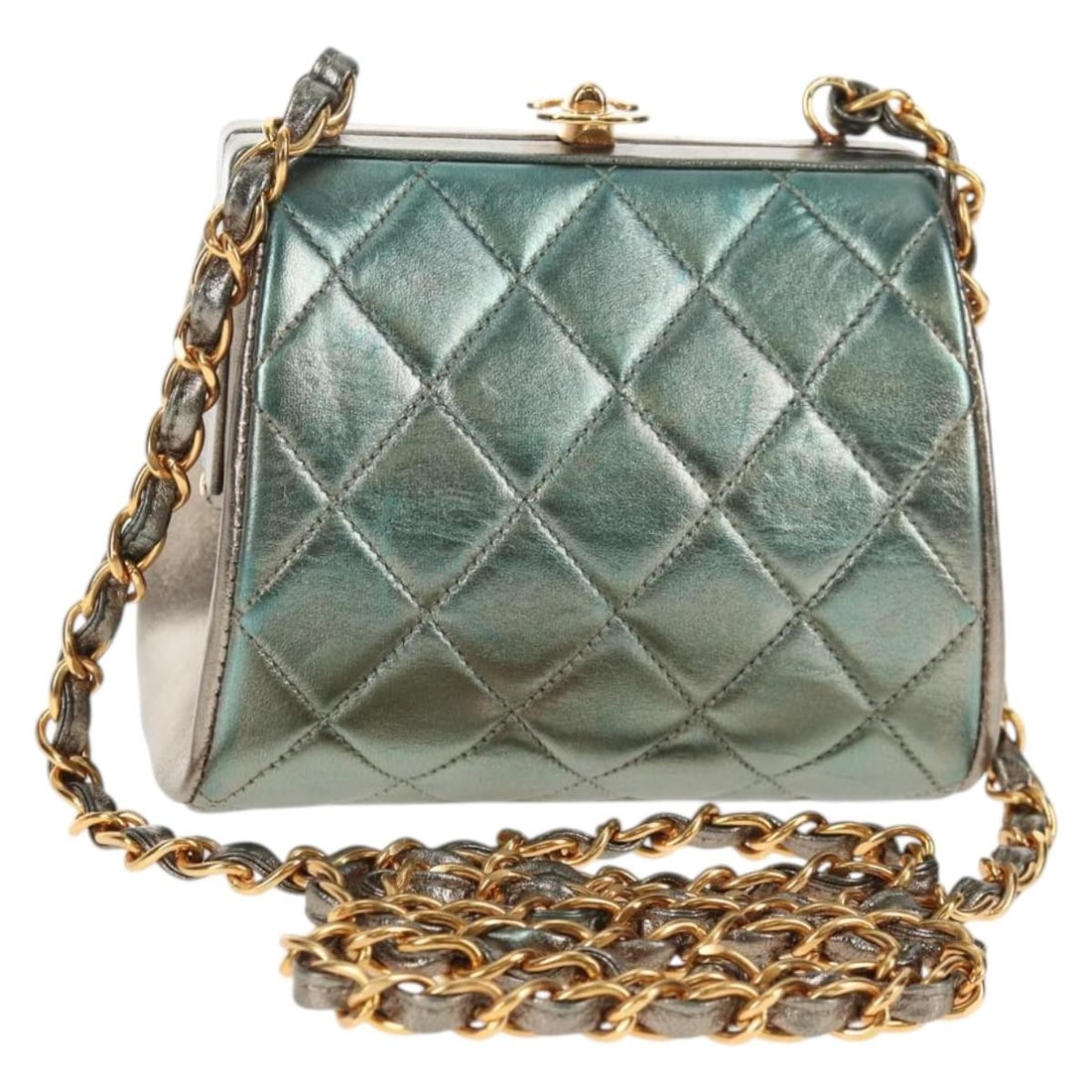 Chanel Quilted Lambskin Green Frame Bag Vintage Chain 14cm: Chanel Quilted Lambskin Green Frame Bag Vintage Chain 14cm This vintage Chanel chain frame bag is crafted from green quilted lambskin leather. Designed for women, it features a structured frame with m