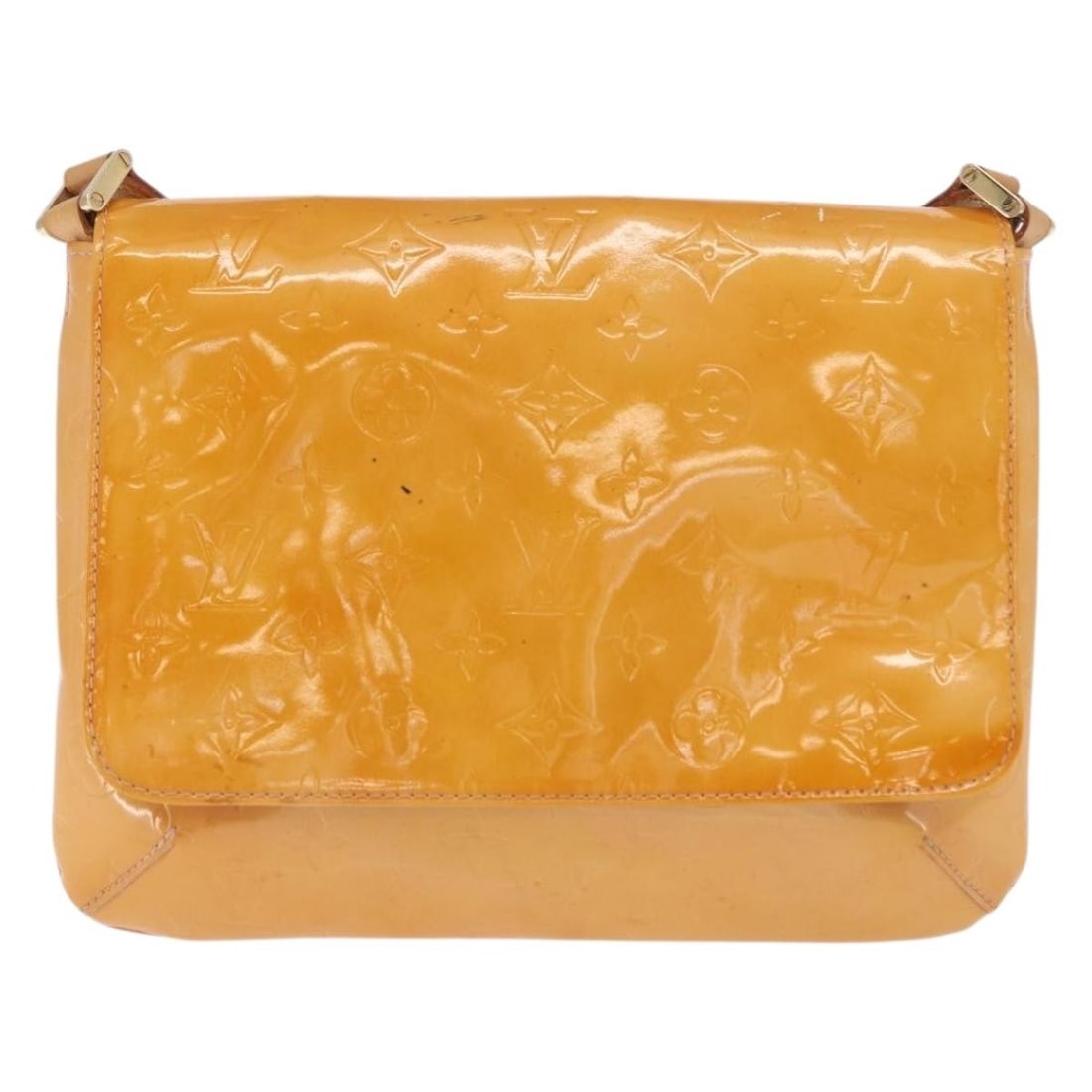 Pink Patent Leather Louis Vuitton Thompson Street Shoulder Bag: Pink Patent Leather Louis Vuitton Thompson Street Shoulder Bag The Louis Vuitton Thompson Street Handbag in pink monogram Vernis patent leather is designed for women. It features a compact silhouette