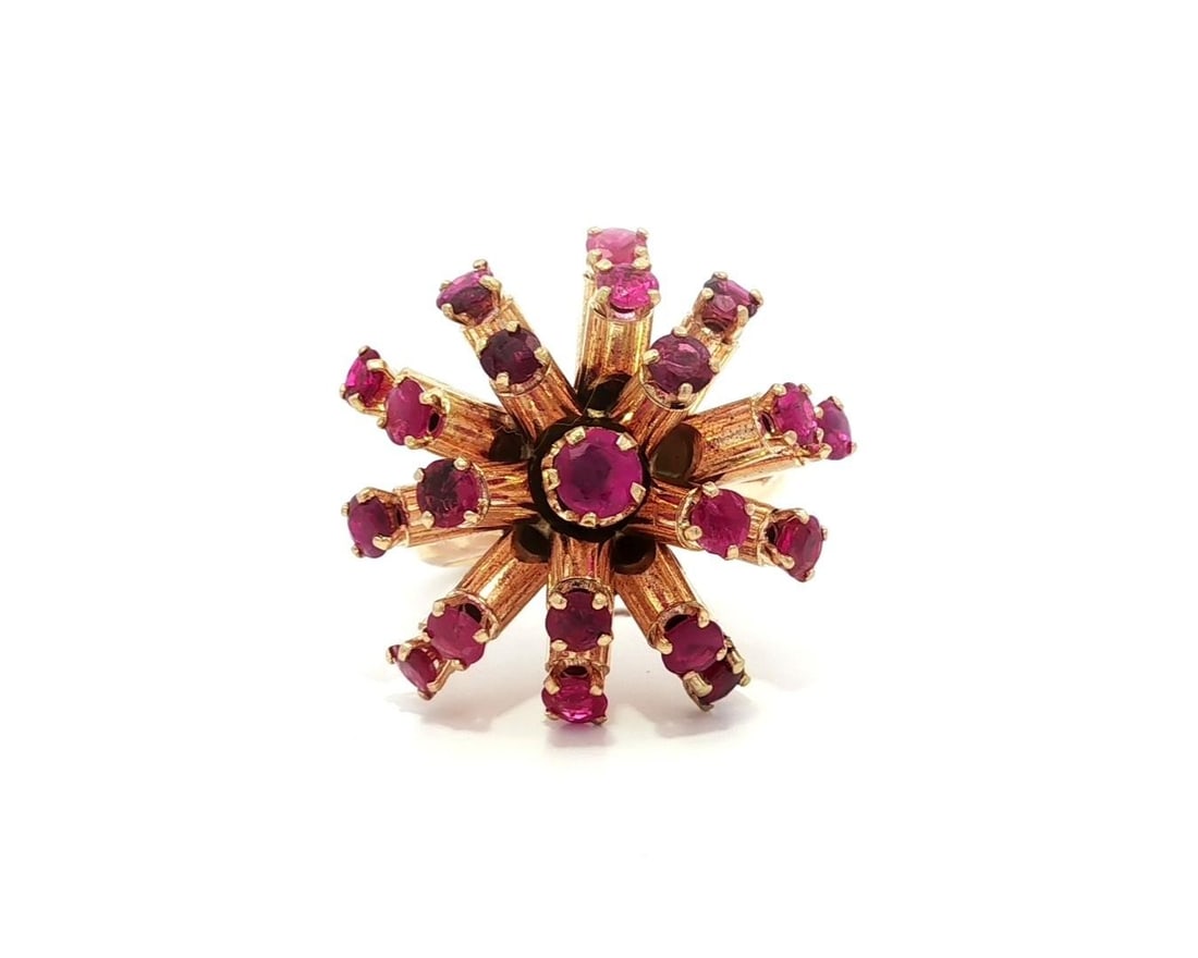 Vintage 18k Yellow Gold 2.40ct Ruby Sputnik Dome Ring: Vintage 18k Yellow Gold 2.40ct Ruby Sputnik Dome Ring This stunning vintage retro ring features a large dome design crafted in solid 18k yellow gold, showcasing 21 natural round brilliant cut rubies,