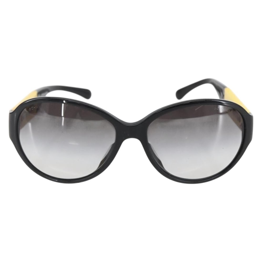 Yellow Plastic Sunglasses with Chanel CC Logo for Women: Yellow Plastic Sunglasses with Chanel CC Logo for Women Chanel Logo CC sunglasses designed for women, featuring a yellow plastic frame with metal fittings. These sunglasses measure 14 cm in width and