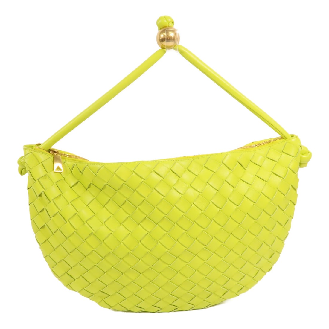 Bottega Veneta Green Calfskin Shoulder Bag with Gold Tone Hardware: Bottega Veneta Green Calfskin Shoulder Bag with Gold Tone Hardware This Bottega Veneta shoulder bag features green calfskin leather, offering a refined and timeless look. Designed for regular use, the