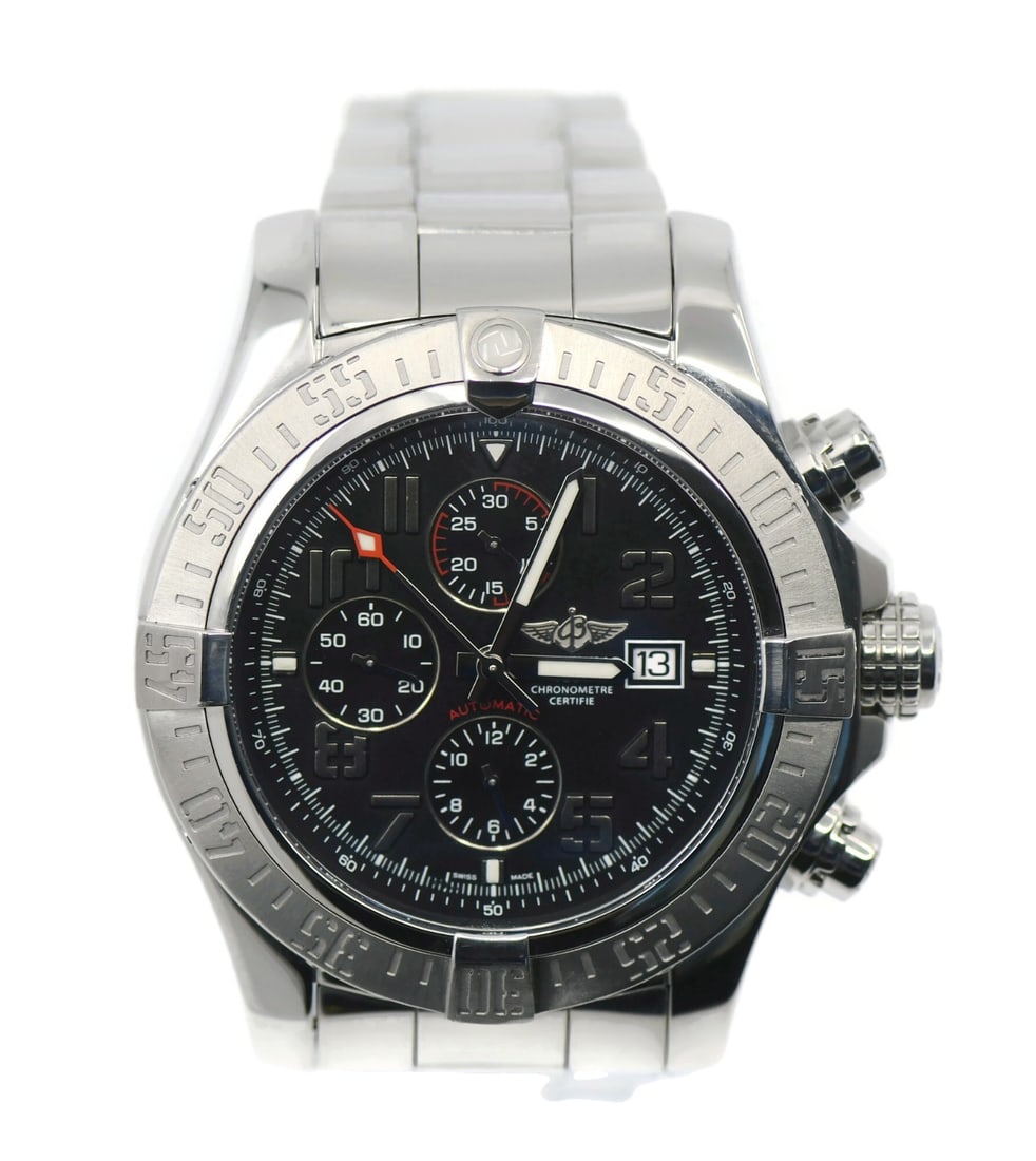 Super Avenger II Automatic Chronograph 48mm Stainless Steel Watch A13371 With Box: Super Avenger II Automatic Chronograph 48mm Stainless Steel Watch A13371 With Box The Breitling Super Avenger II Chronograph is a stainless steel wristwatch featuring a mechanical automatic movement.