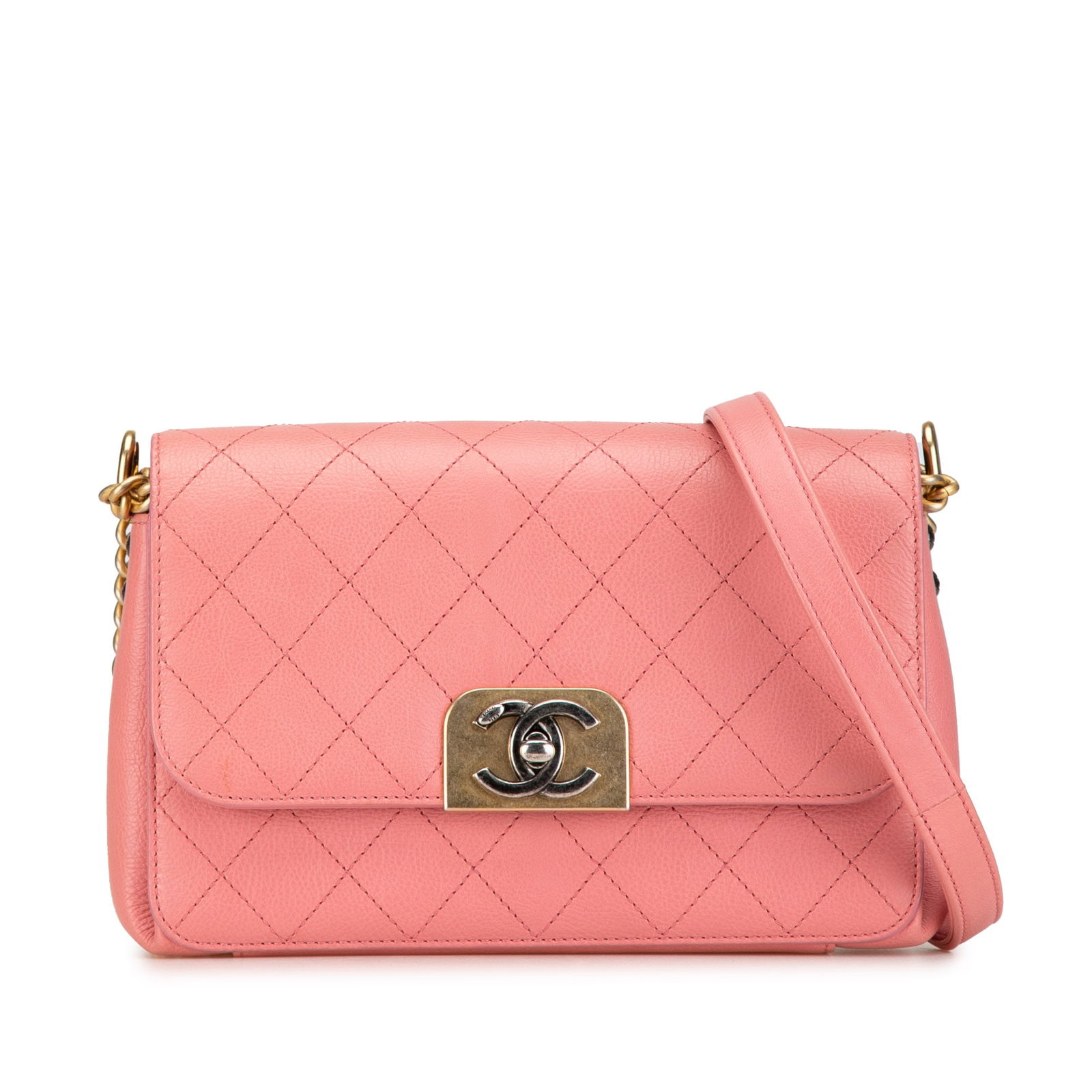 Chanel Pink Quilted Calfskin Straight Lined Flap Crossbody Bag: Chanel Pink Quilted Calfskin Straight Lined Flap Crossbody Bag This elegant Chanel Quilted Calfskin Straight Lined Flap crossbody bag is crafted from premium quilted calf leather in a chic pink hue. I