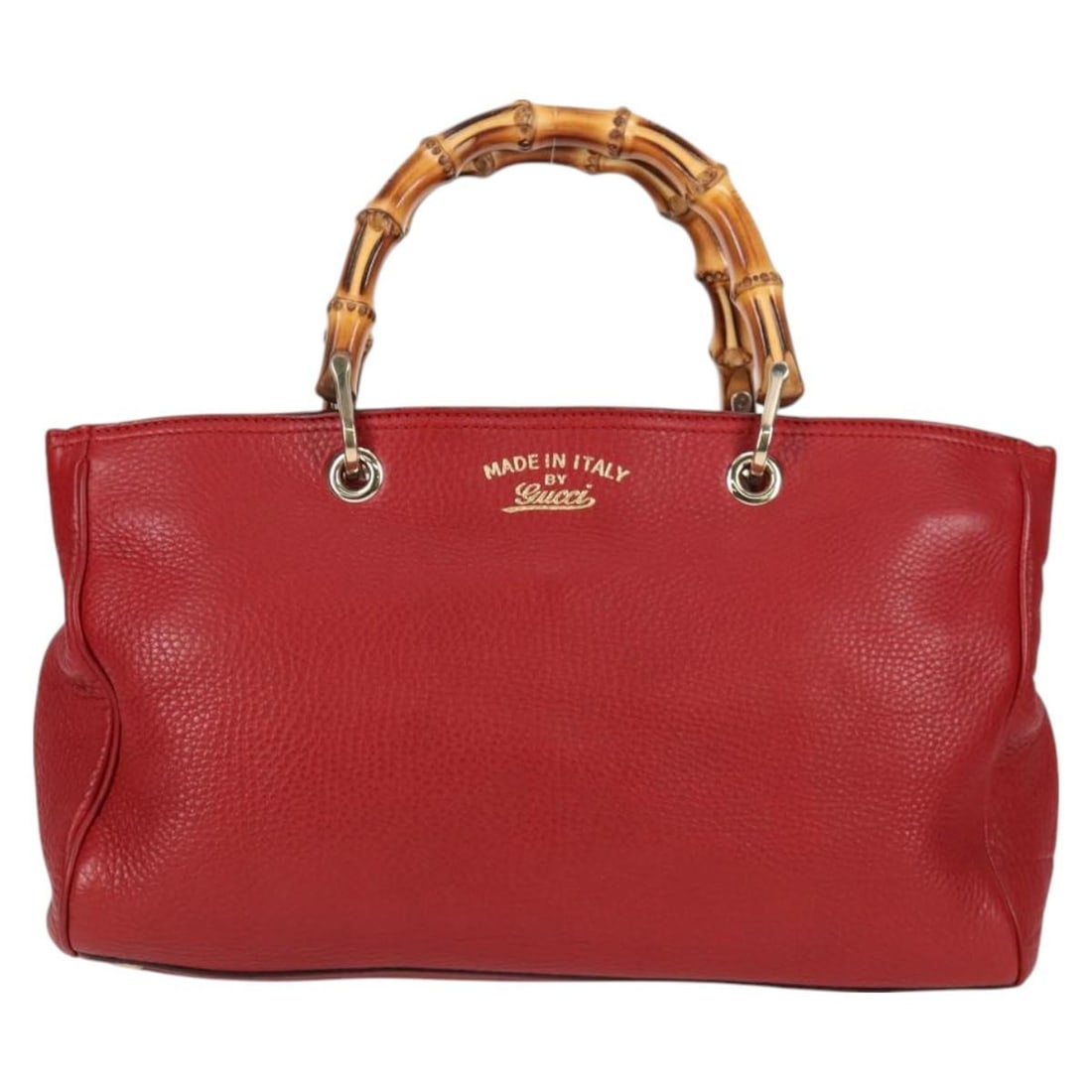 Gucci Bamboo Shopper Tote Red Leather Handbag Italy: Gucci Bamboo Shopper Tote Red Leather Handbag Italy This Gucci Bamboo Shopper Tote is crafted from red leather and features signature bamboo handles. Designed for women, it offers ample space and a st