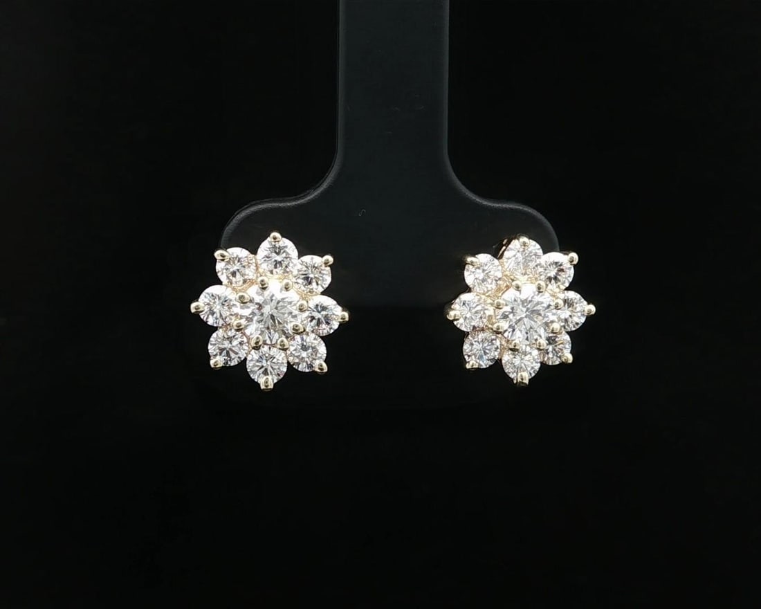 14k Yellow Gold 1.84ctw Diamond Flower Cluster Stud Earrings: 14k Yellow Gold 1.84ctw Diamond Flower Cluster Stud Earrings These exquisite 14k Yellow Gold Round Diamond Cluster Flower Stud Earrings feature a stunning design that sparkles with a total carat weigh