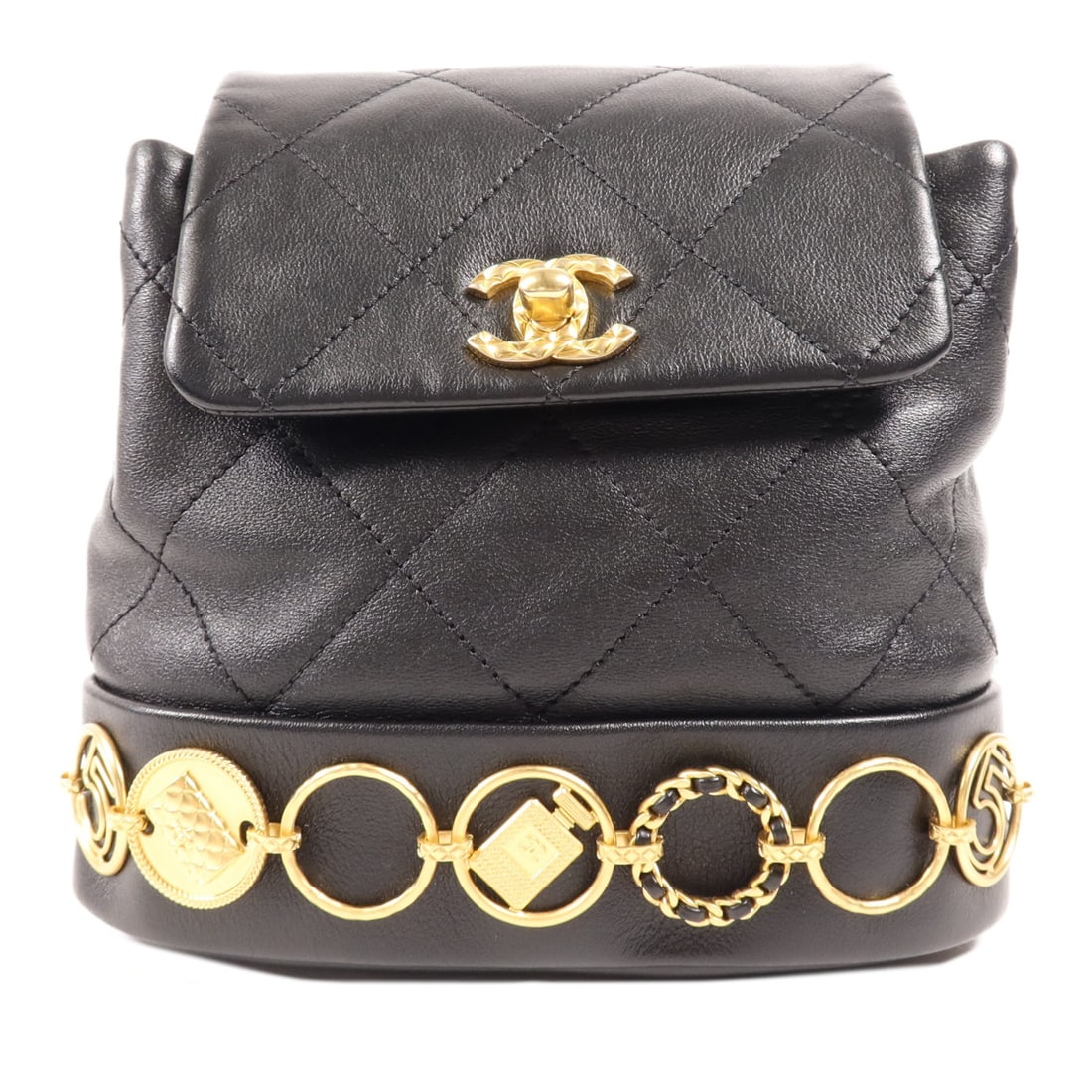 CHANEL CC Rucksack Backpack AS4275 Black Calfskin Leather GHW: CHANEL CC Rucksack Backpack AS4275 Black Calfskin Leather GHW Discover the elegance of this CHANEL Rucksack Backpack, crafted from luxurious black calfskin leather. This stylish bag features a sleek d