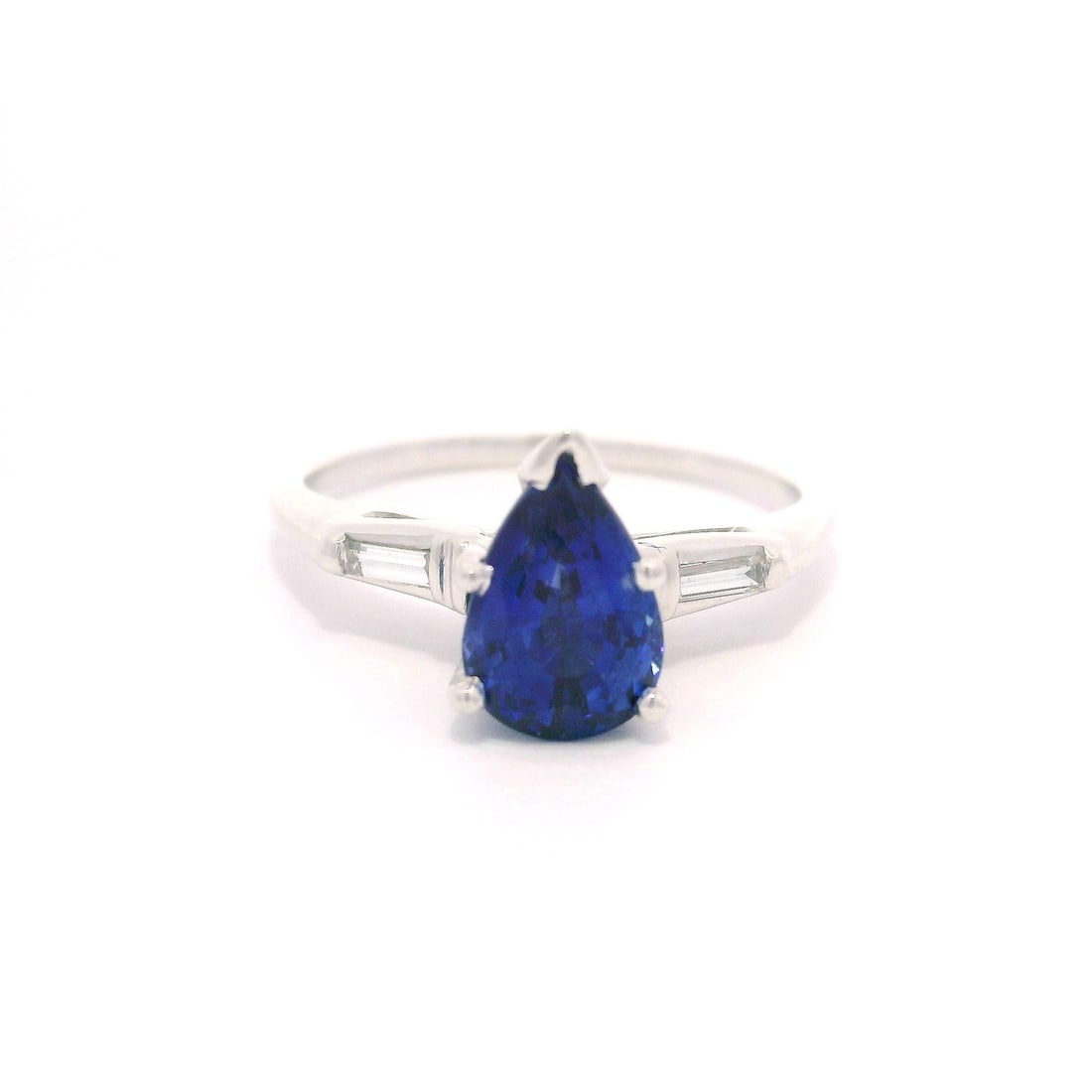 Vintage 14k White Gold Gubelin 1.62ct Pear Cut Ceylon Sapphire Diamond Ring: Vintage 14k White Gold Gubelin 1.62ct Pear Cut Ceylon Sapphire Diamond Ring This exquisite vintage ring features a stunning pear cut Ceylon sapphire, boasting a rich royal blue color, weighing 1.56ct,