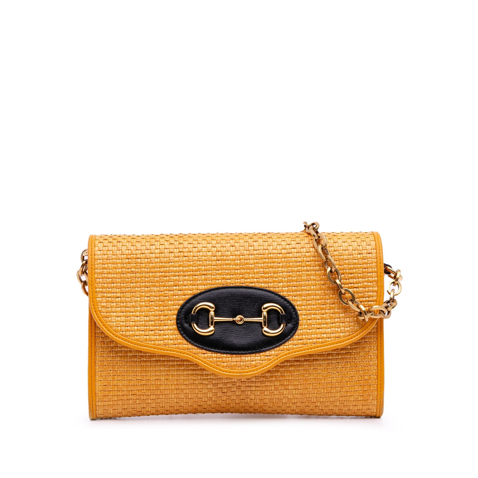 Gucci Raffia Horsebit 1955 Yellow Crossbody Bag with Chain Strap: Gucci Raffia Horsebit 1955 Yellow Crossbody Bag with Chain Strap Introducing the Gucci Raffia Horsebit 1955 Chain Crossbody, a stylish accessory crafted from a unique raffia body with elegant leather