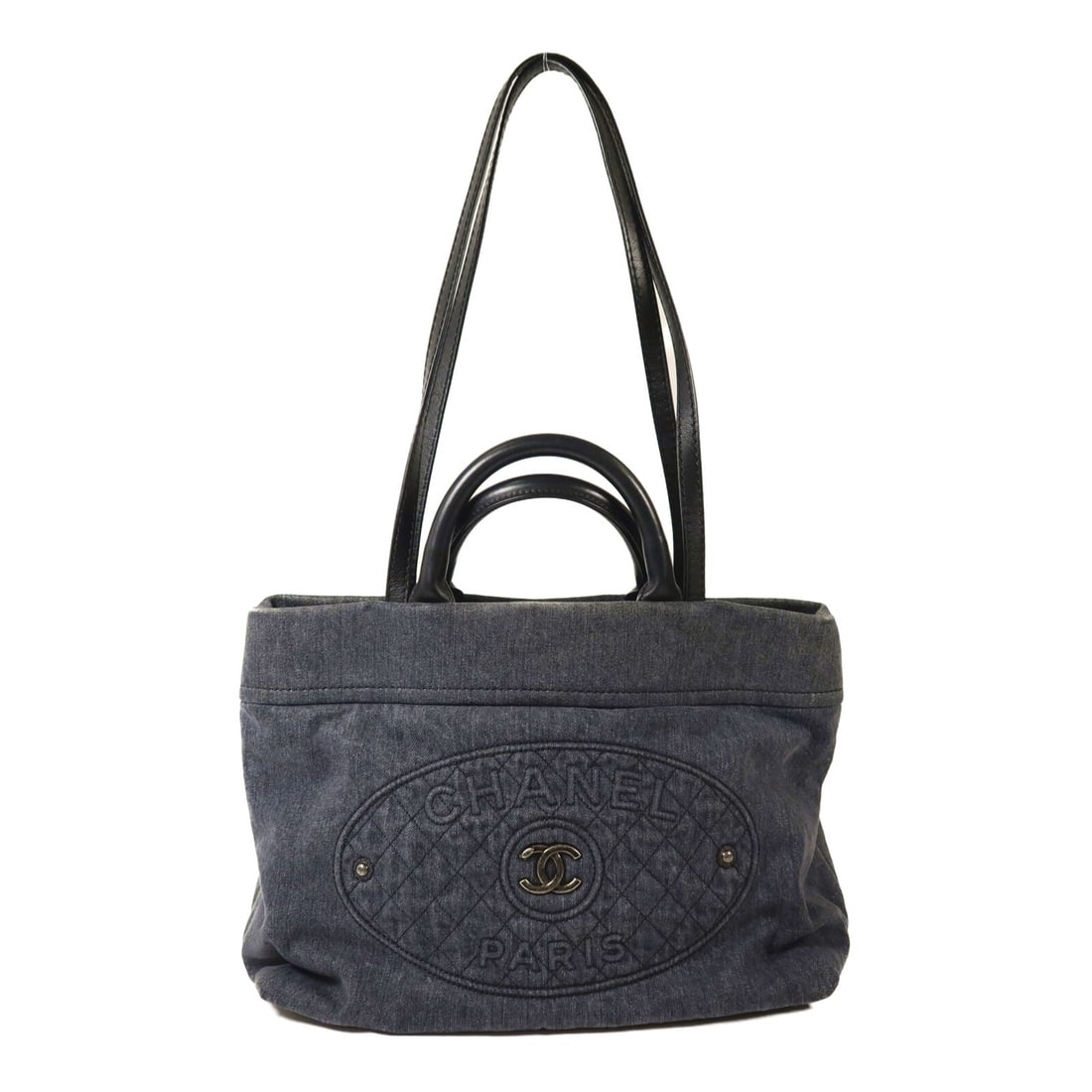 Chanel Blue Denim 2 Way Shoulder Bag with Silver CC Hardware: Chanel Blue Denim 2 Way Shoulder Bag with Silver CC Hardware This CHANEL 2-way shoulder bag features a classic blue denim exterior with silver-tone hardware. Designed for versatility, it can be worn i