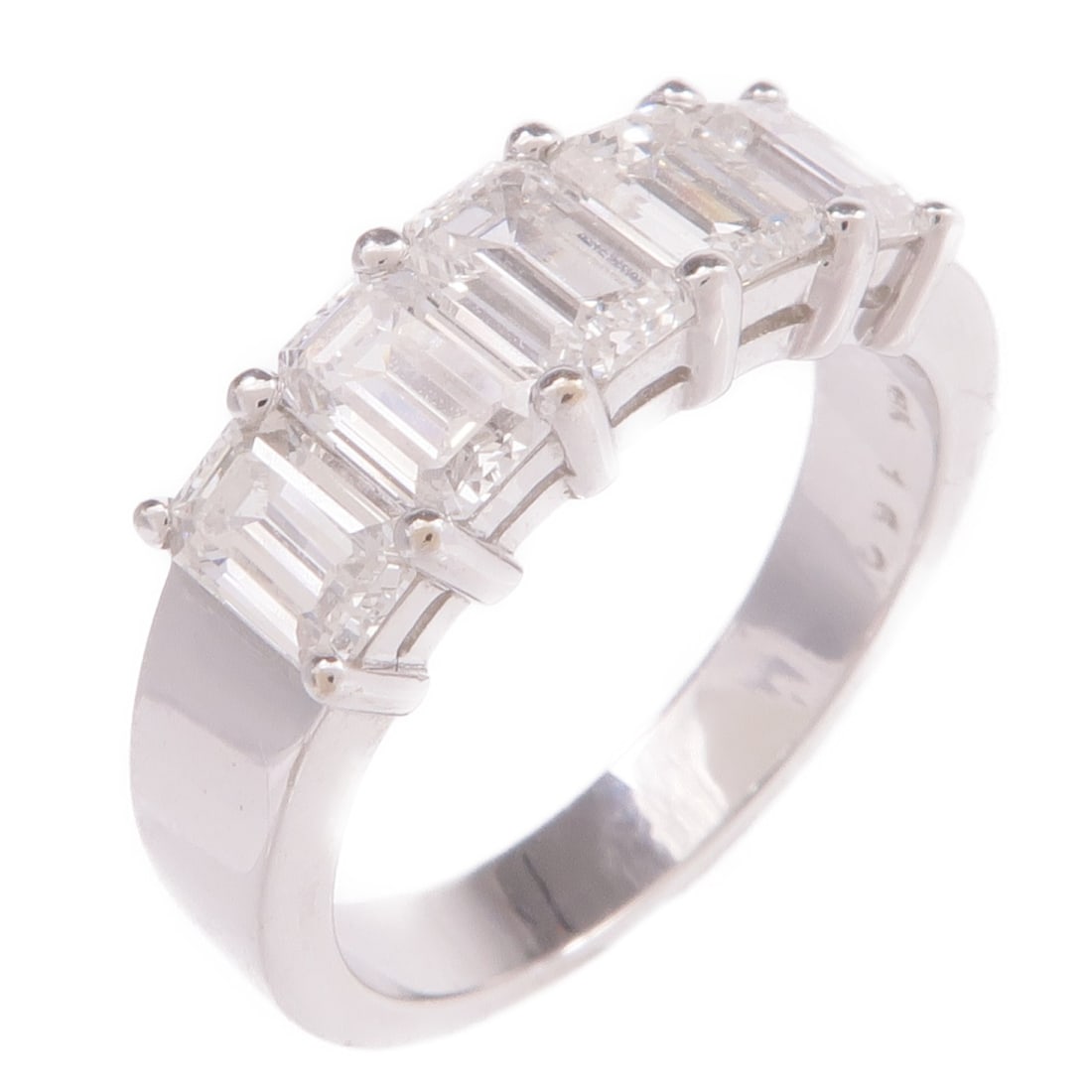 Diamond Ring in 18K White Gold Size 5.5 by JEWELRY: Diamond Ring in 18K White Gold Size 5.5 by JEWELRY This stunning diamond ring features a luxurious 18K white gold setting, exuding elegance and sophistication. The clear diamond centerpiece enhances i