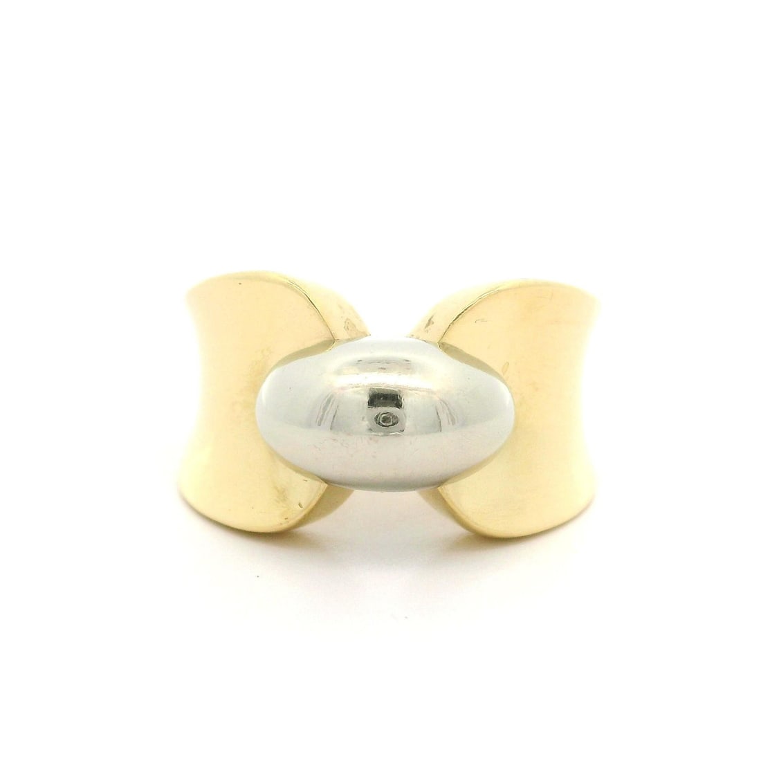 Solid 18k Yellow & White Gold 12.1mm Cigar Band Ring: Solid 18k Yellow & White Gold 12.1mm Cigar Band Ring This striking Solid 18k Yellow & White Gold Cigar Band Ring showcases a polished finish and a substantial width of 12.1mm, making it an impressive