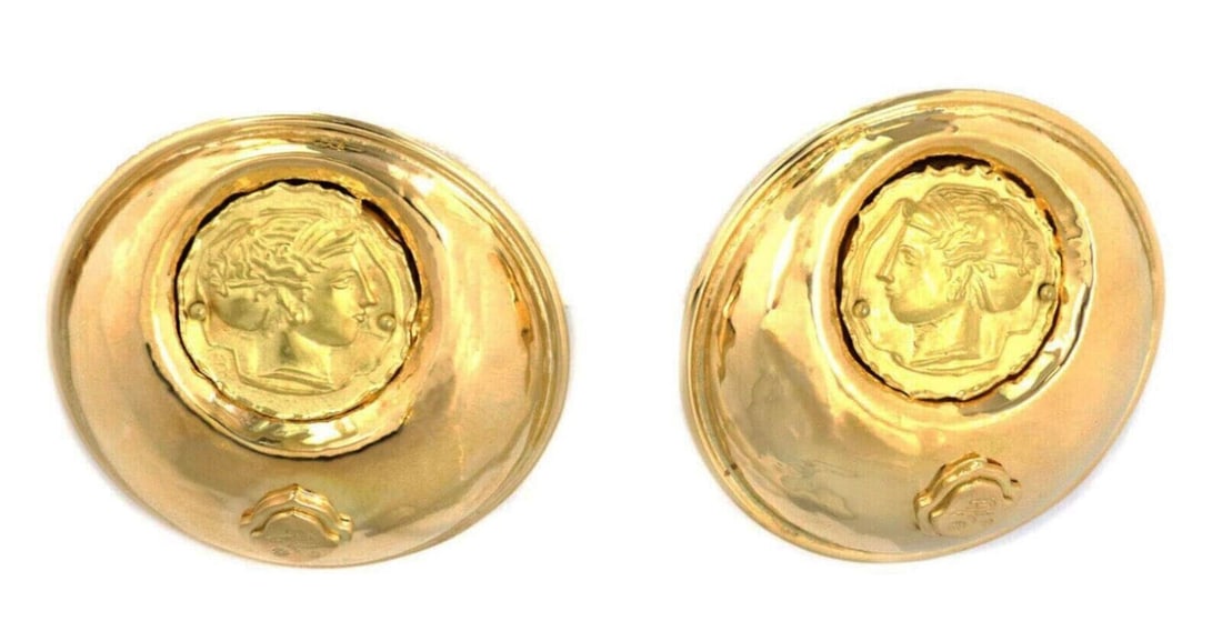 Large 18k Yellow Gold Vintage Dome Stud Earrings with Woman Cameo: Large 18k Yellow Gold Vintage Dome Stud Earrings with Woman Cameo These vintage stud earrings feature an elegant woman cameo design set within large, ornate domed settings crafted from 18k yellow gold