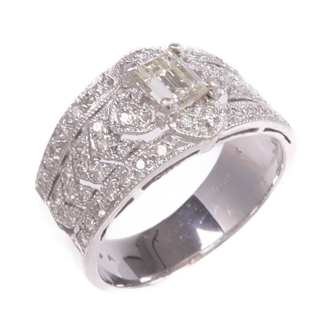 Diamond Ring in 18K White Gold Size 5.25 (1 of 10)